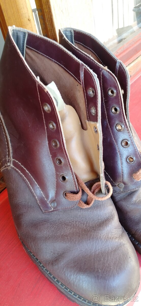 Velké retro pracovní boty na KVH a pod velikost 45 - 3