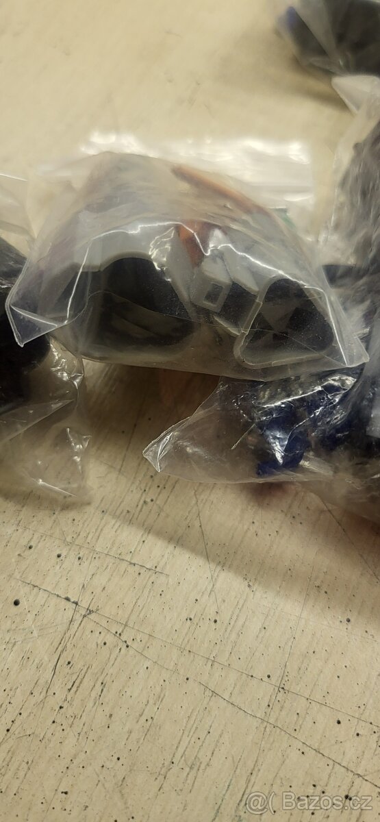 Suzuki LTR 450 konektory - 3