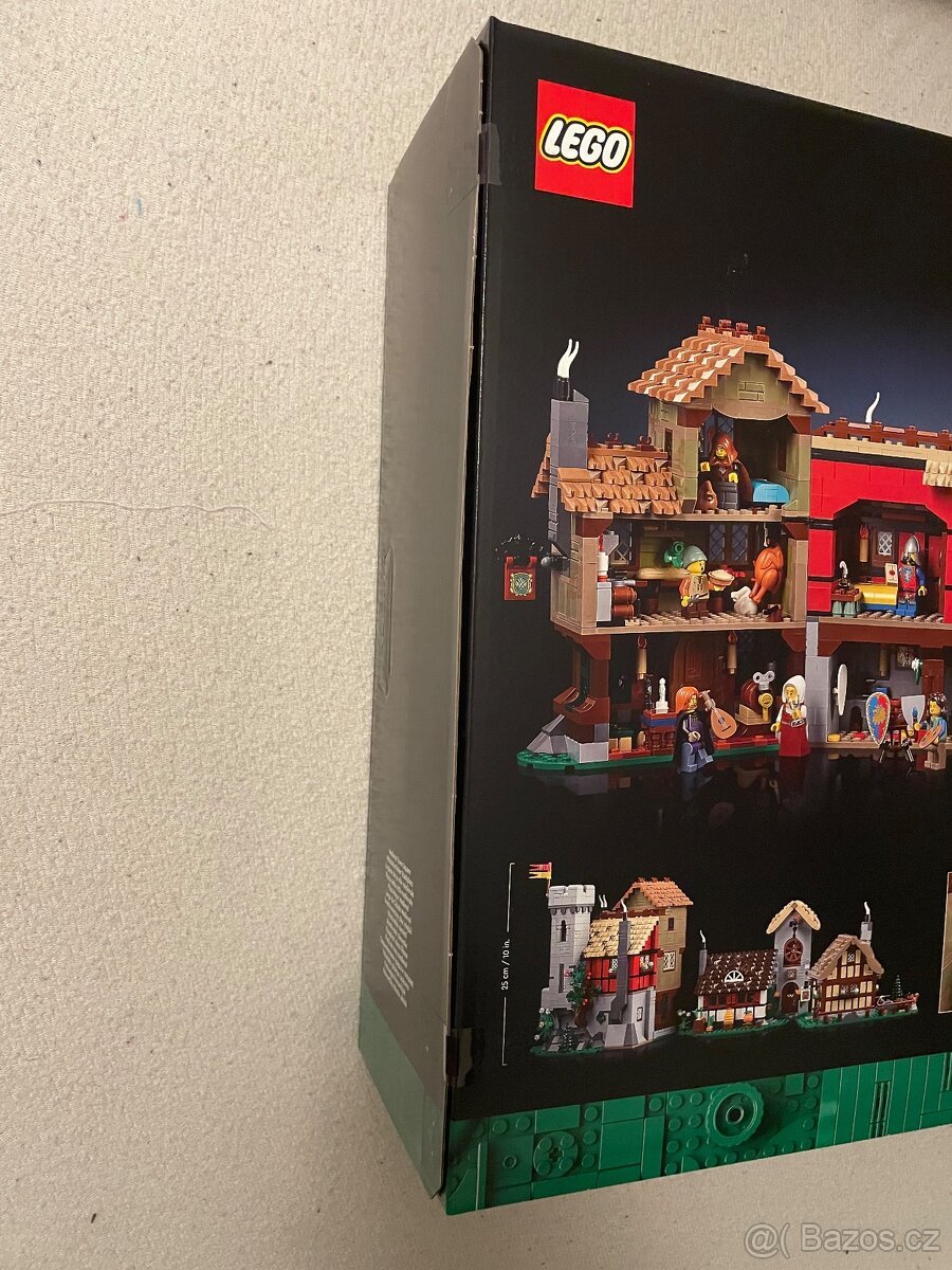 LEGO 10332 Středověké náměstí - 3