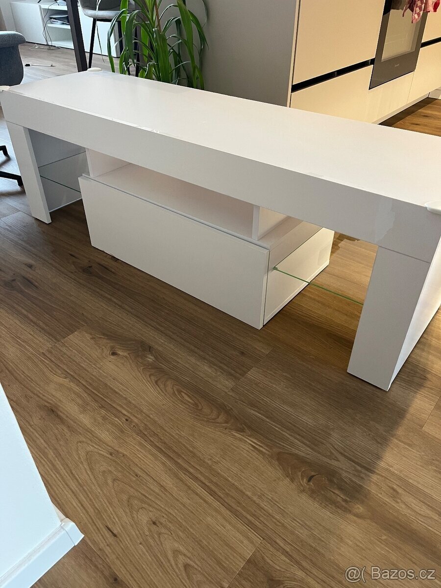 TV stolek bílý - 3