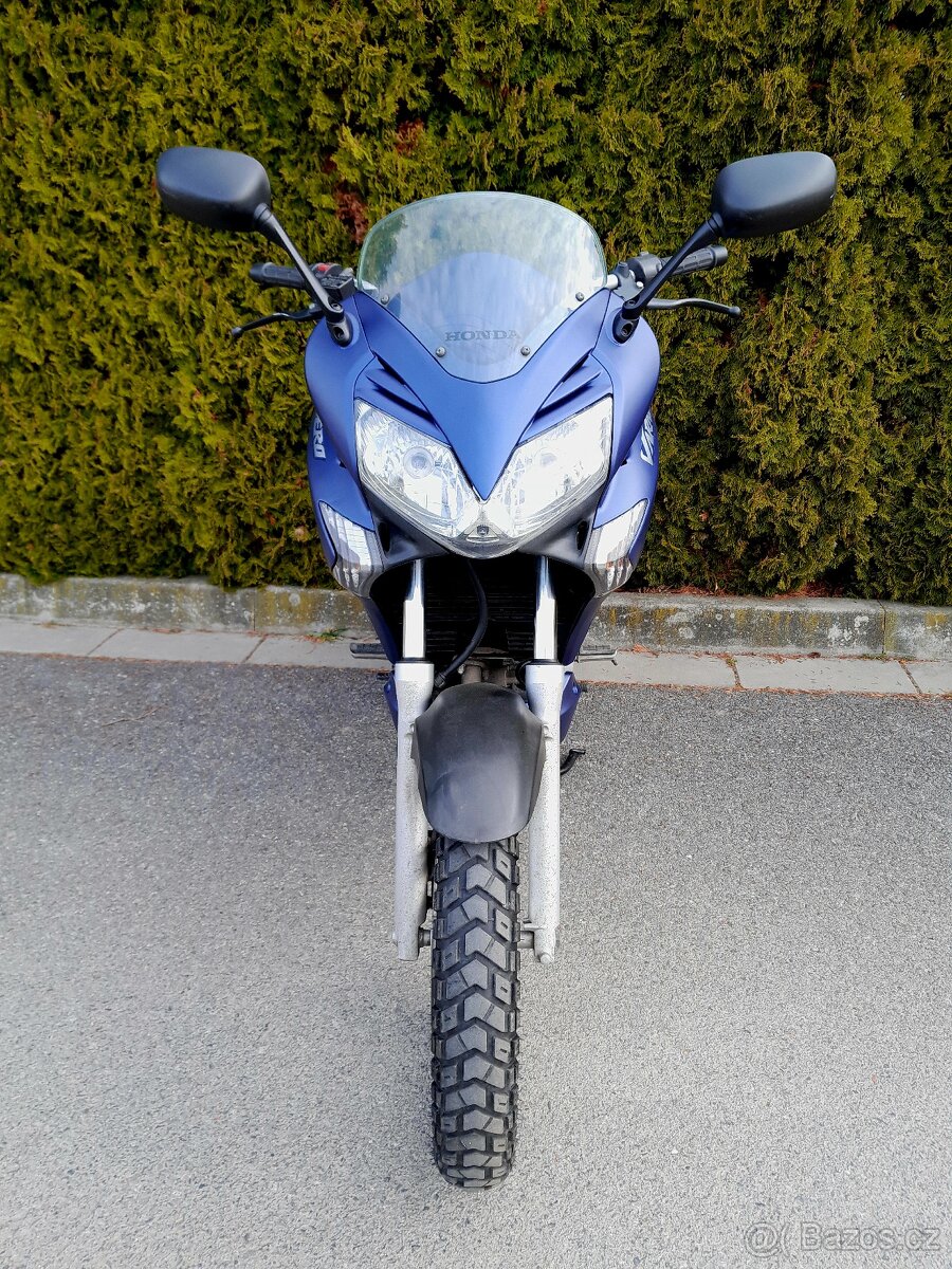 Honda XL125 V Varadero - 3