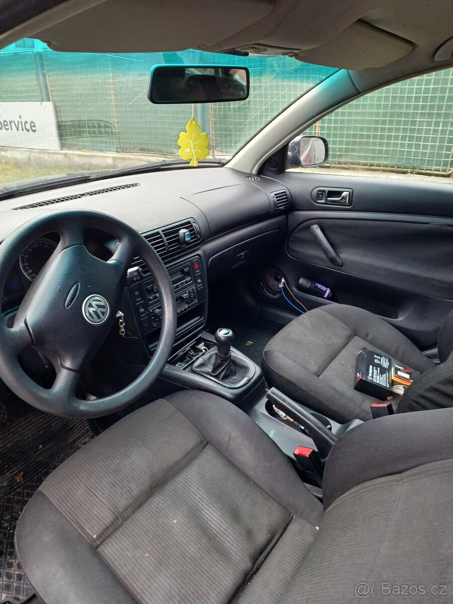 Passat B5,5 1,9 tdi 96kw TYP AWX rok 03 - 3