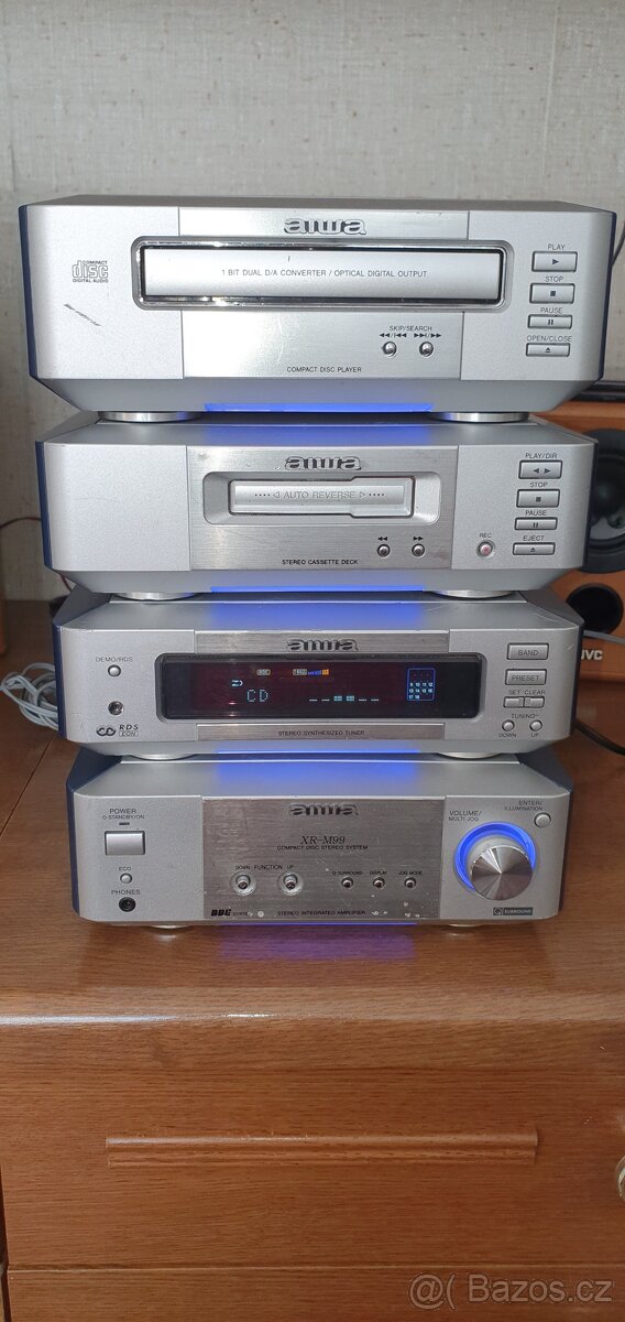 Prodám AIWA-XR-M99, velmi dobře vybavenou, Made in JAPAN, oc - 3