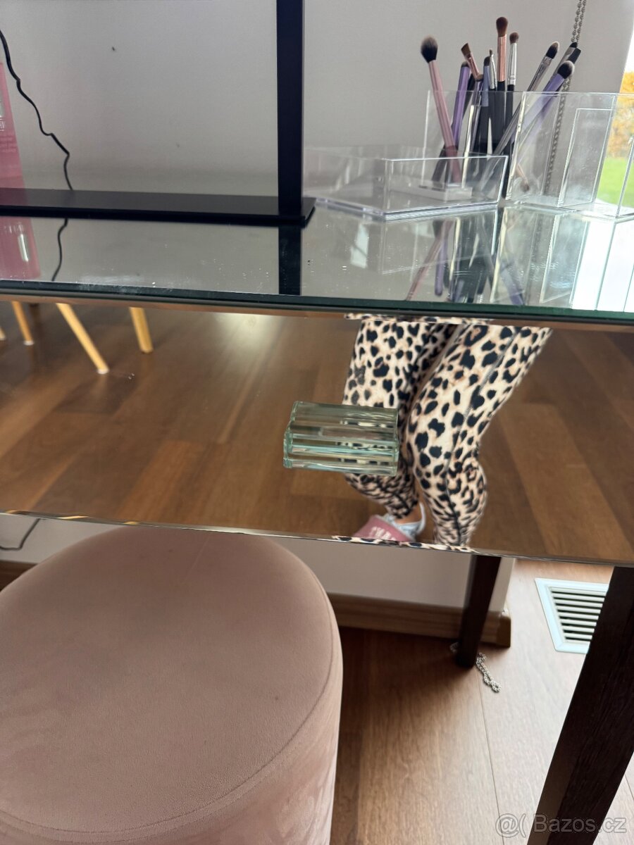 Kosmeticky stilek na miru - 3