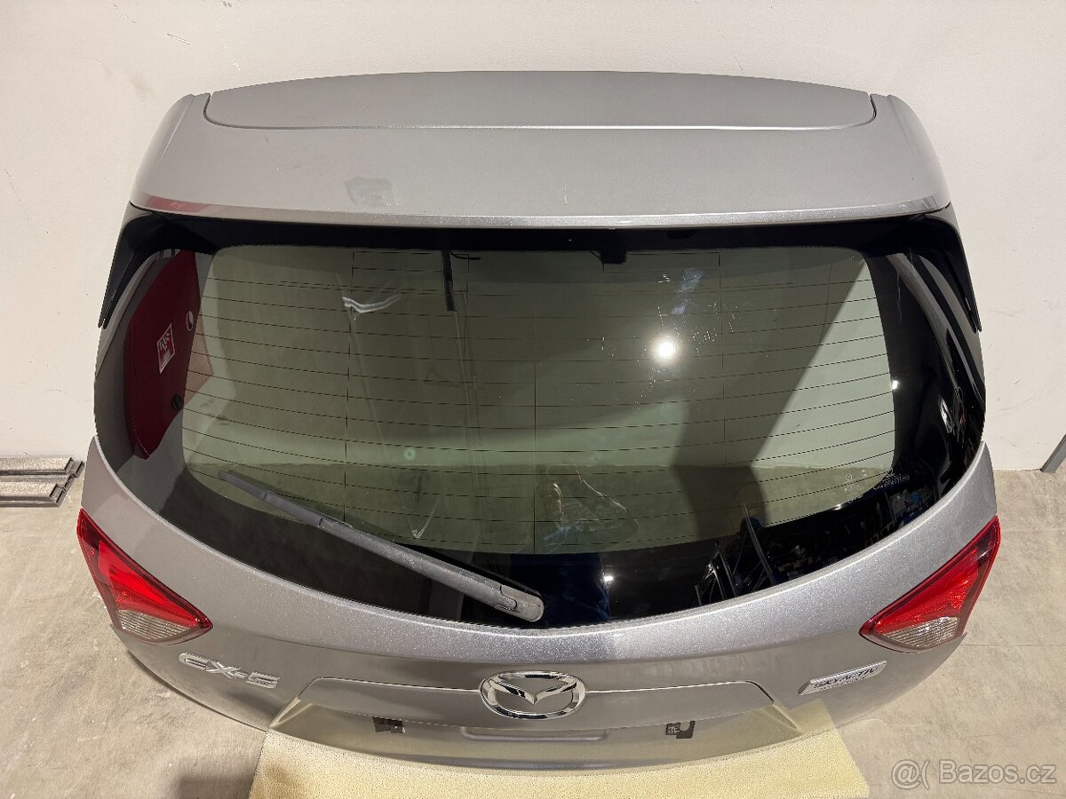 Páté dveře Mazda CX-5 KE, kód barvy 38P - 3