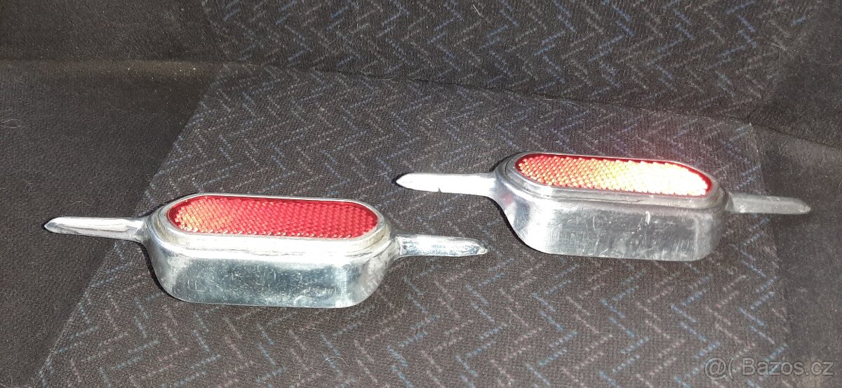 ŠKODA OCTAVIA, FELICIA hezké oválné odrazky - 3