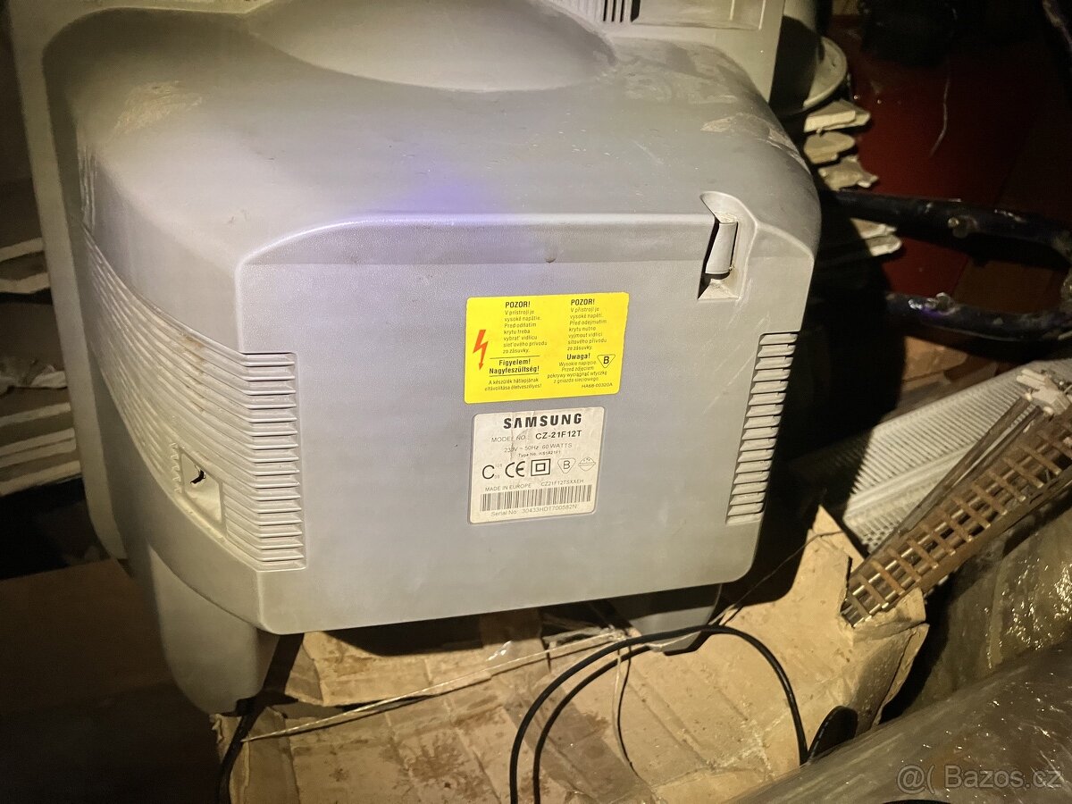 Televize Samsung CZ-21F12T - 3