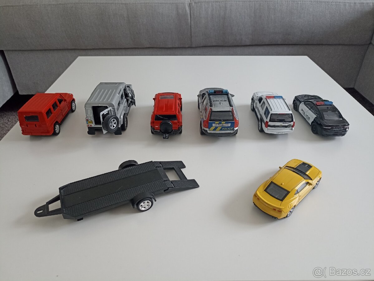 Sbírka autíček - 3