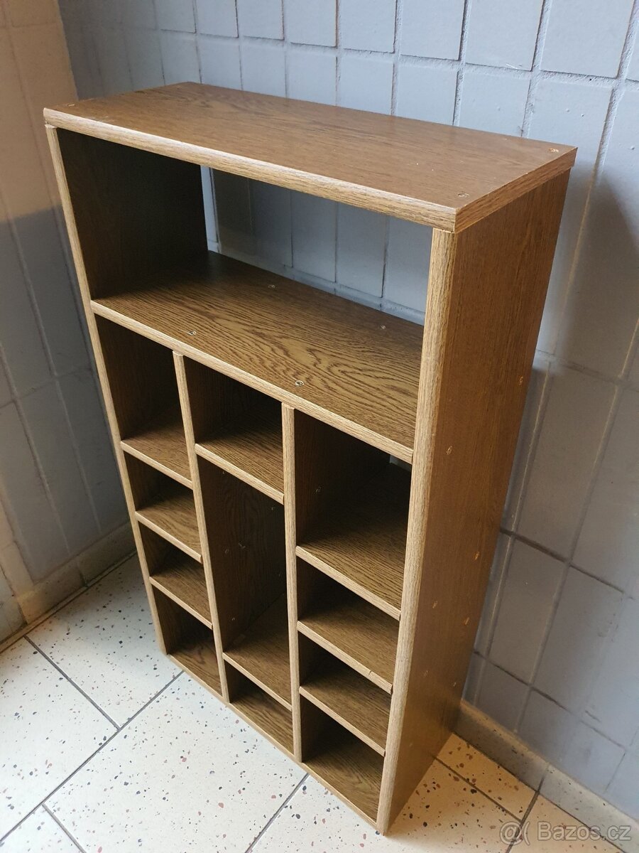 praktický malý regál - 3