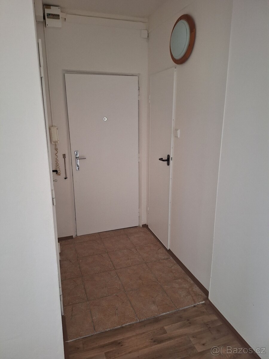 Pronájem bytu, Mikulášovice - 3