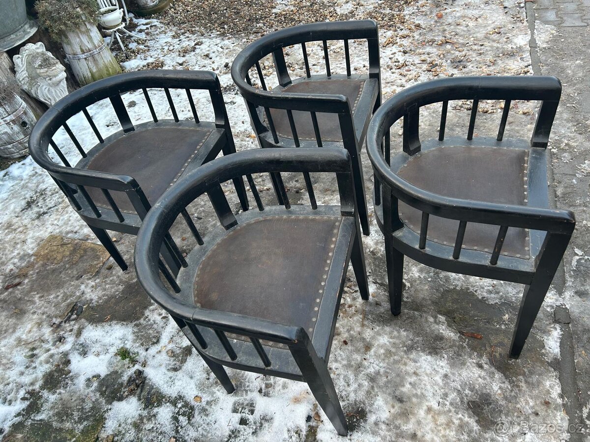 Stará černá křesílka 4 ks - 3