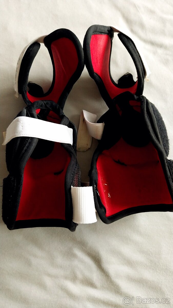 Lokty BAUER vel. Jr M - 3