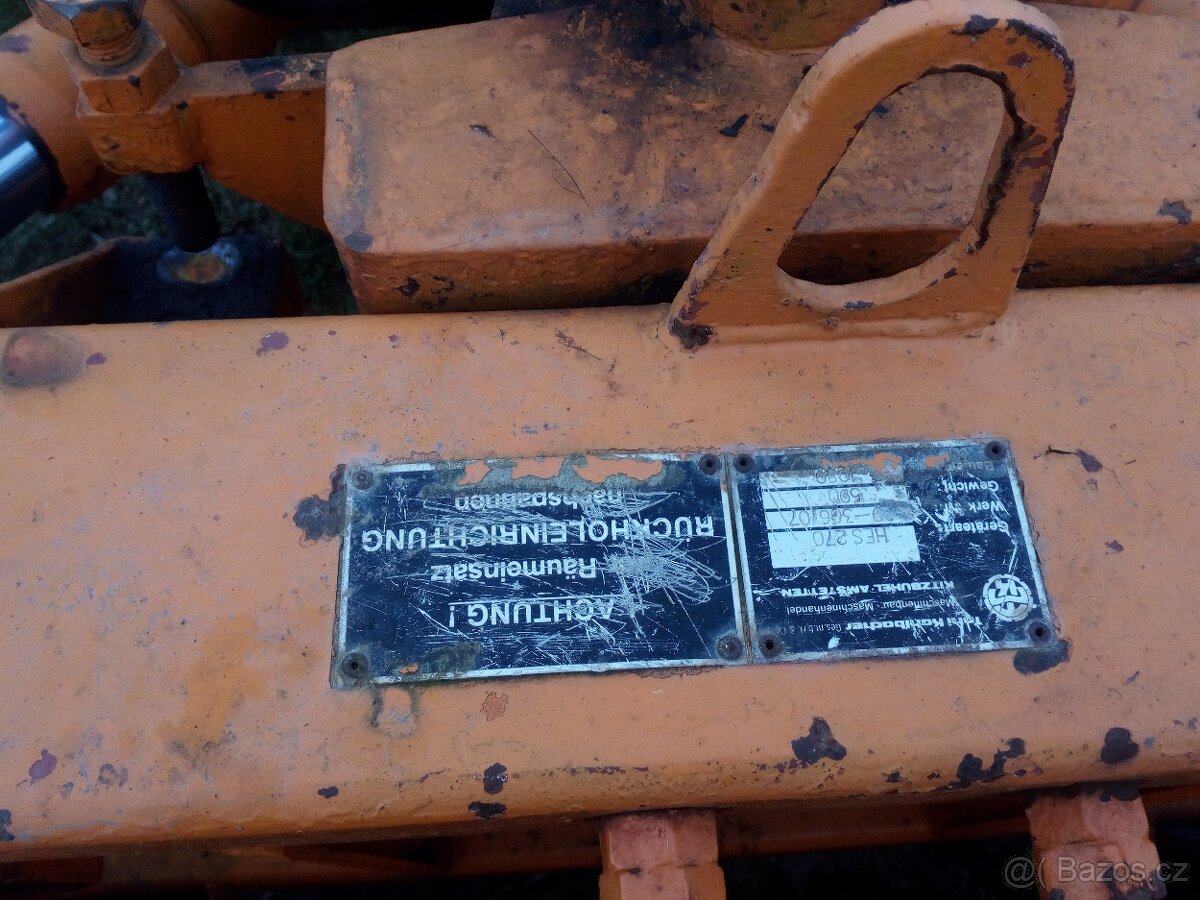 Otočná čelní radlice na sníh - 3