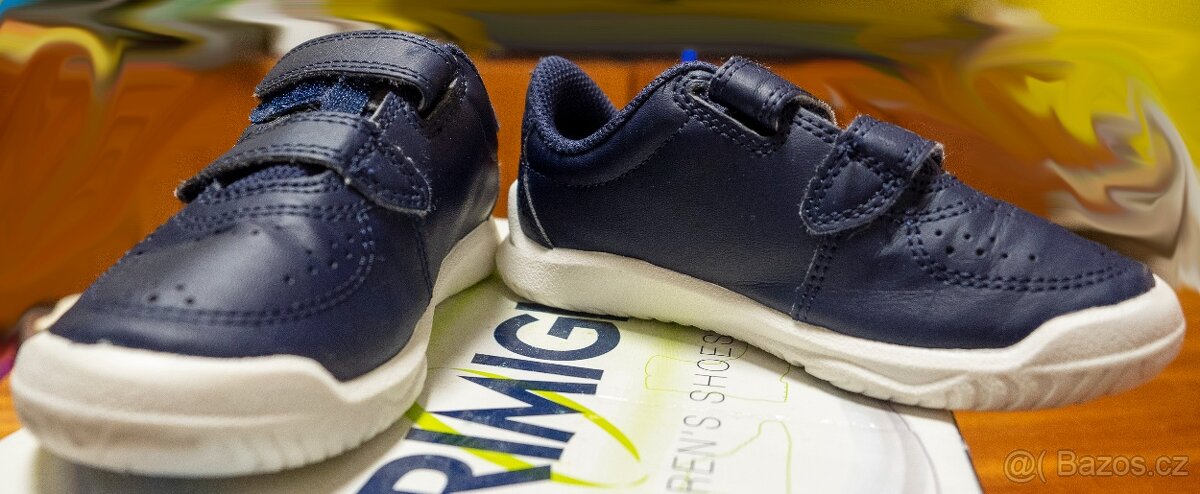 Modré sálové tenisky Decatlon velikost 26 - 3