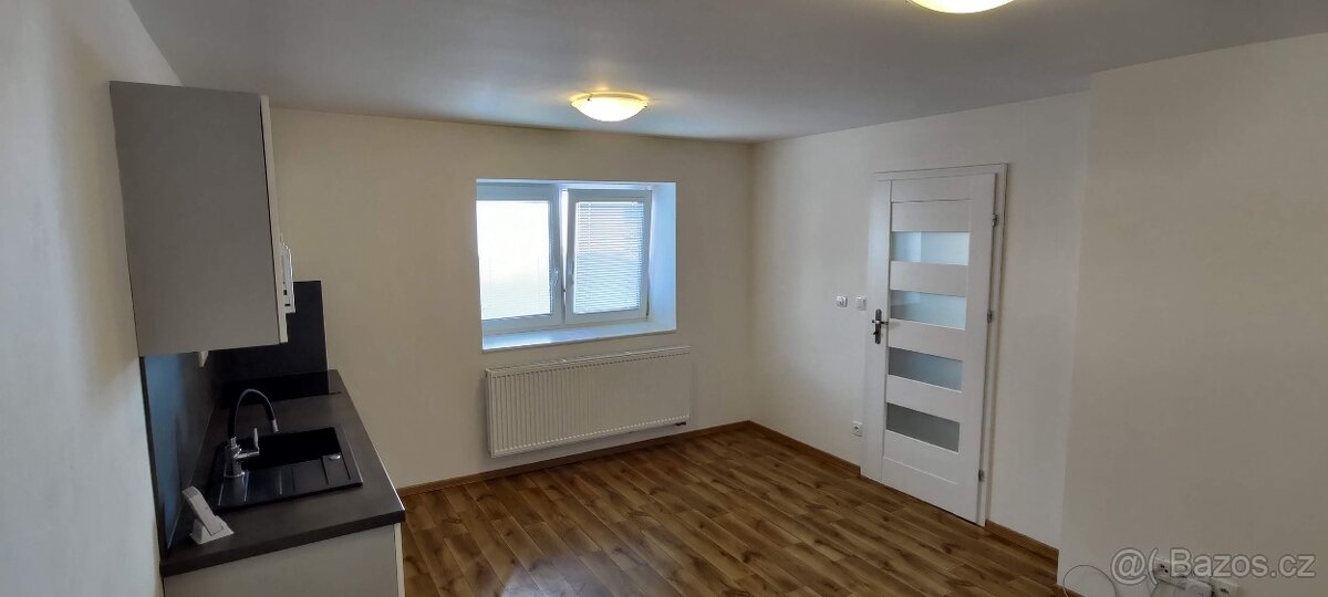 Byt 2+kk 42m2 v Žamberku - 3