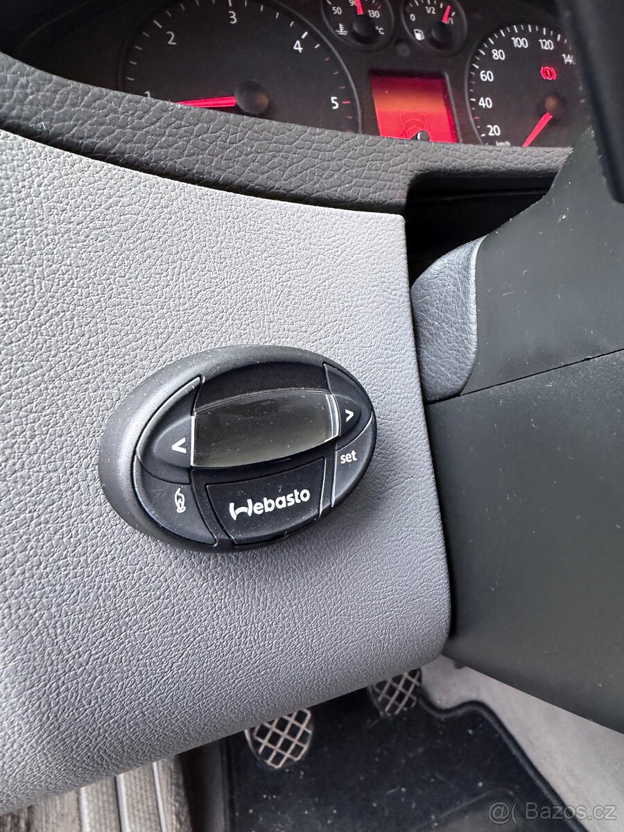 Volkswagen Multivan T5 1.9 TDI 75 kW – výborný stav. - 3