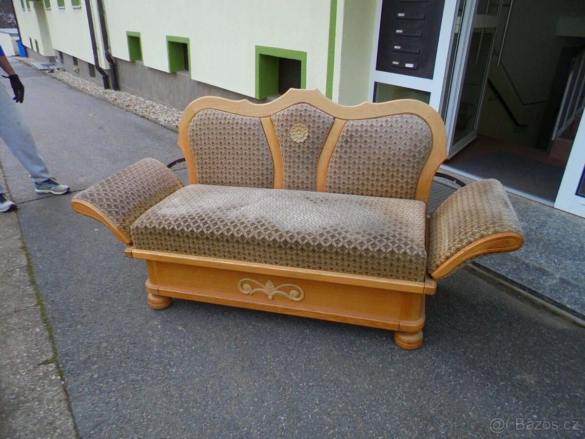 pohovka stylová, ůložný prostor - 3