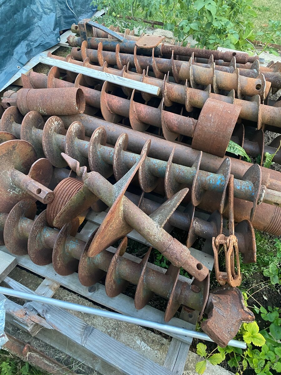 Spirálové vrtáky, pažnice na studny nové, vrtná souprava - 3