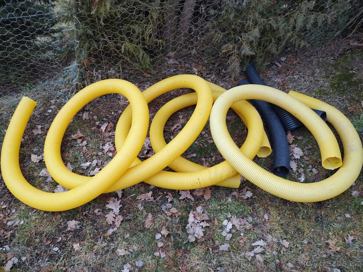 Chránička a drenážní trubka - 3