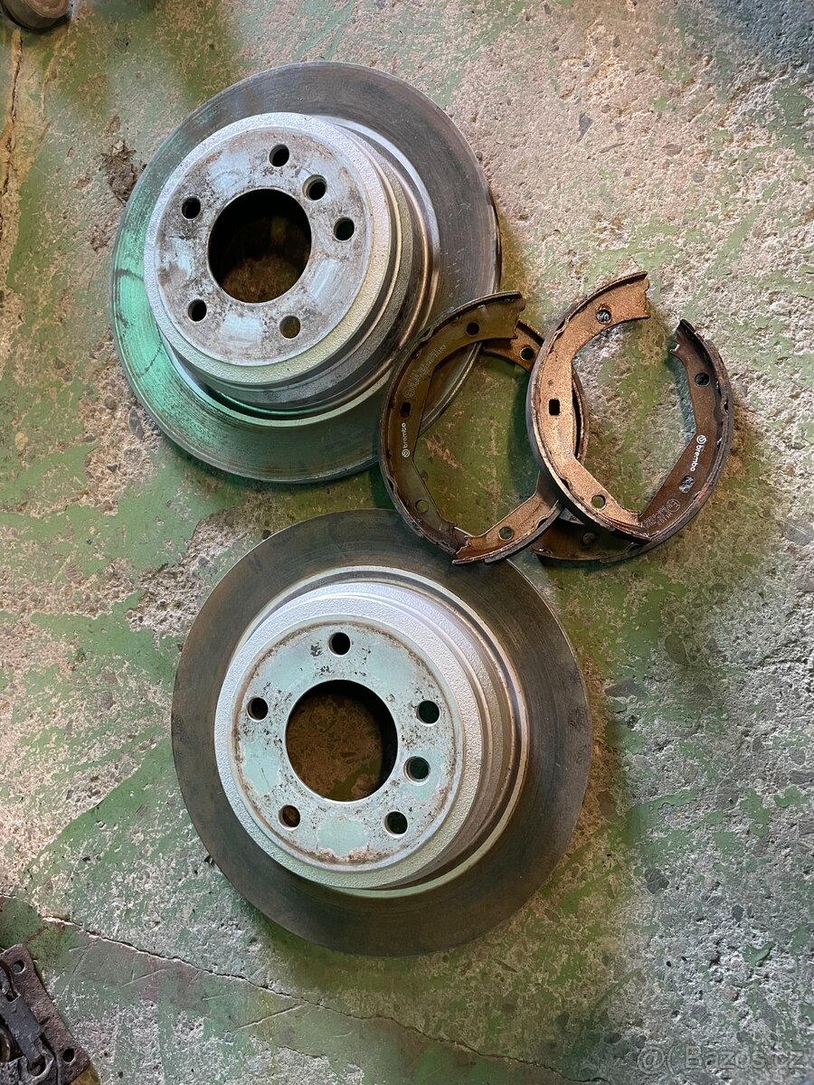Zadní kotouče pro BMW E91 320d M47 - 3