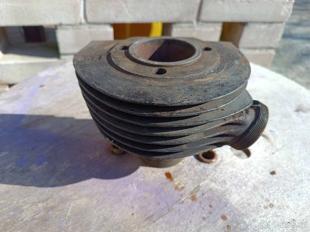 Jawa 350 - 3