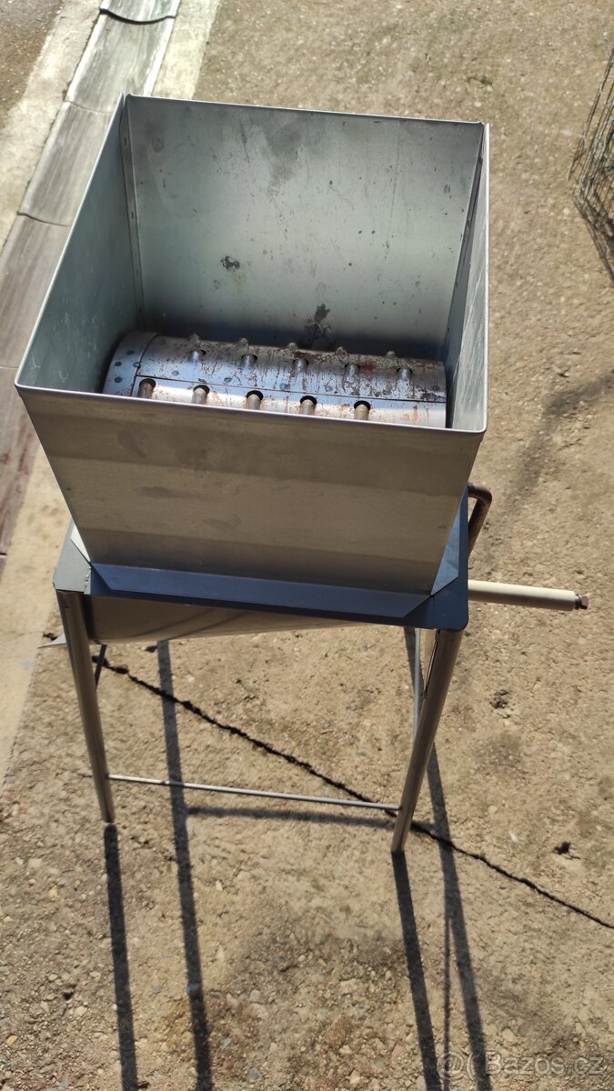 Struhadlo na řepu - 3