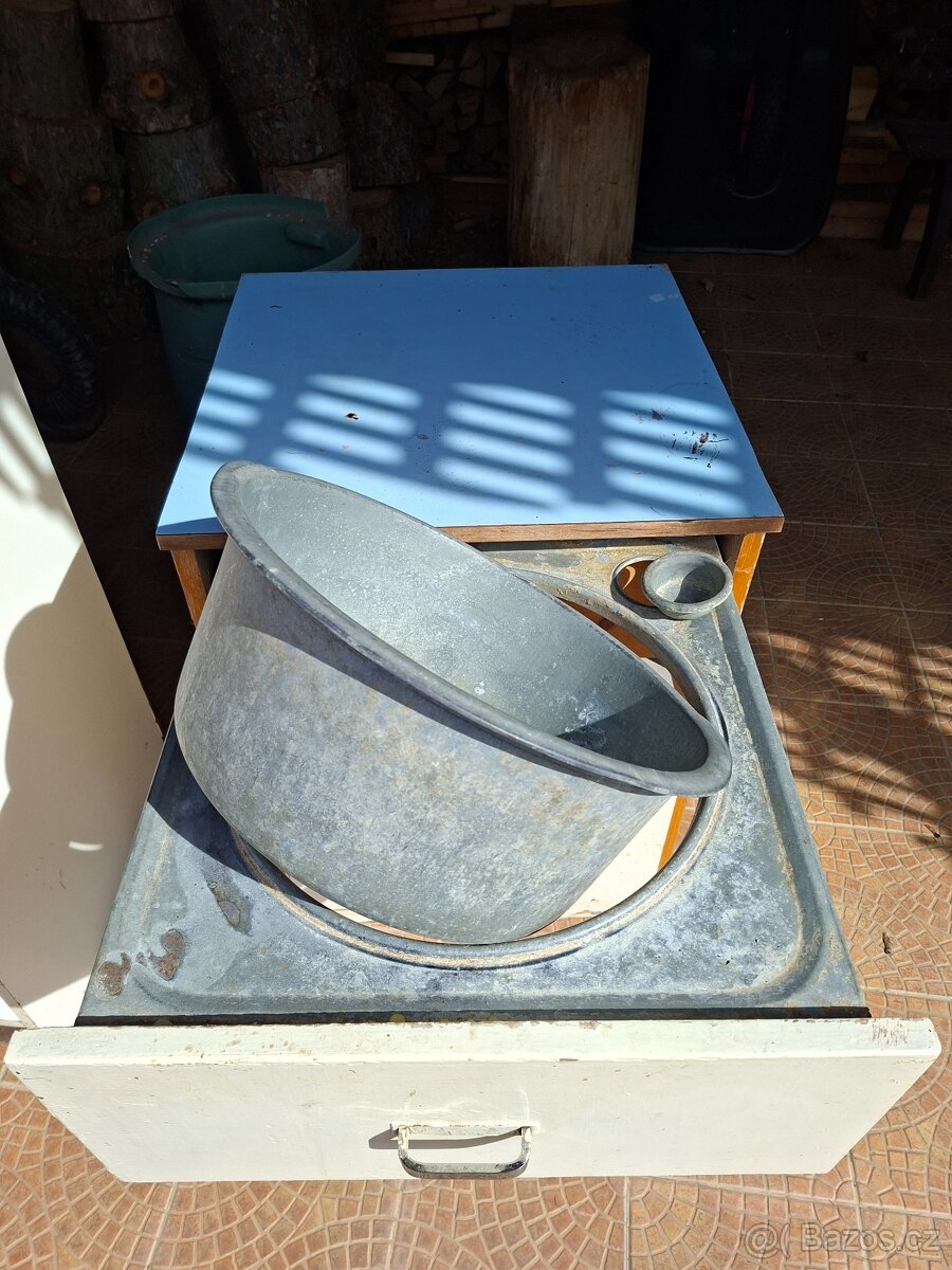 Starý mycí pult - 3