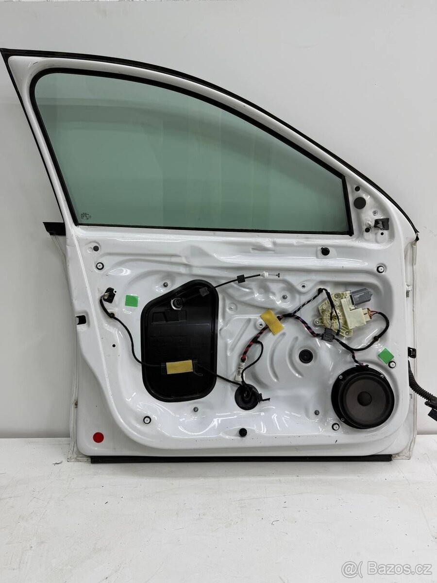Škoda Rapid 2014 – originální dveře - 3