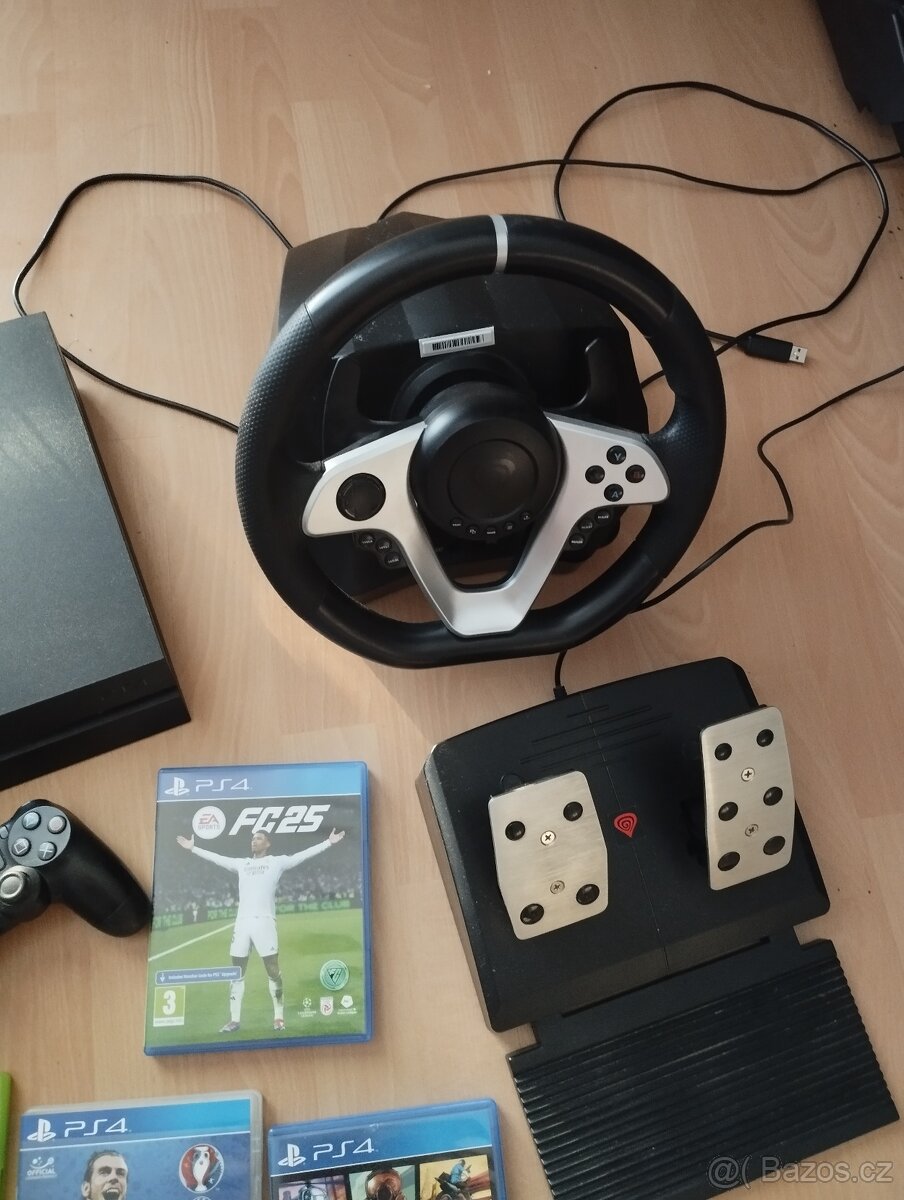 Ps4 + příslušenství - 3
