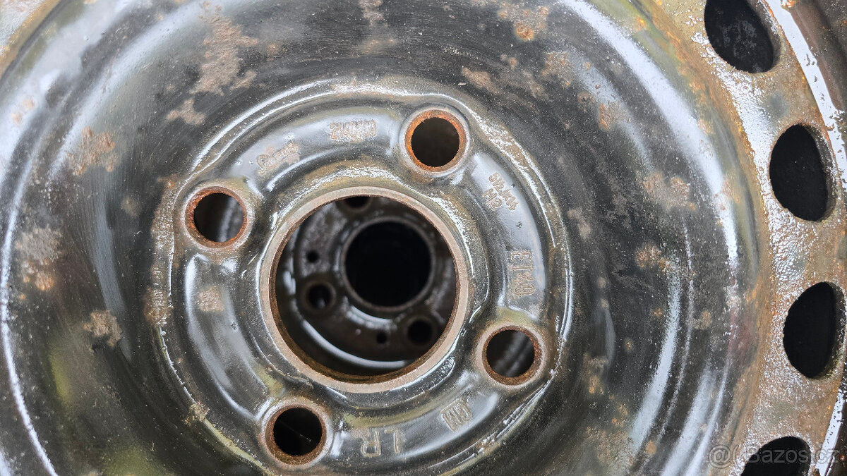 Opel Vektra A zimní sada pneu + disky 14" - 3