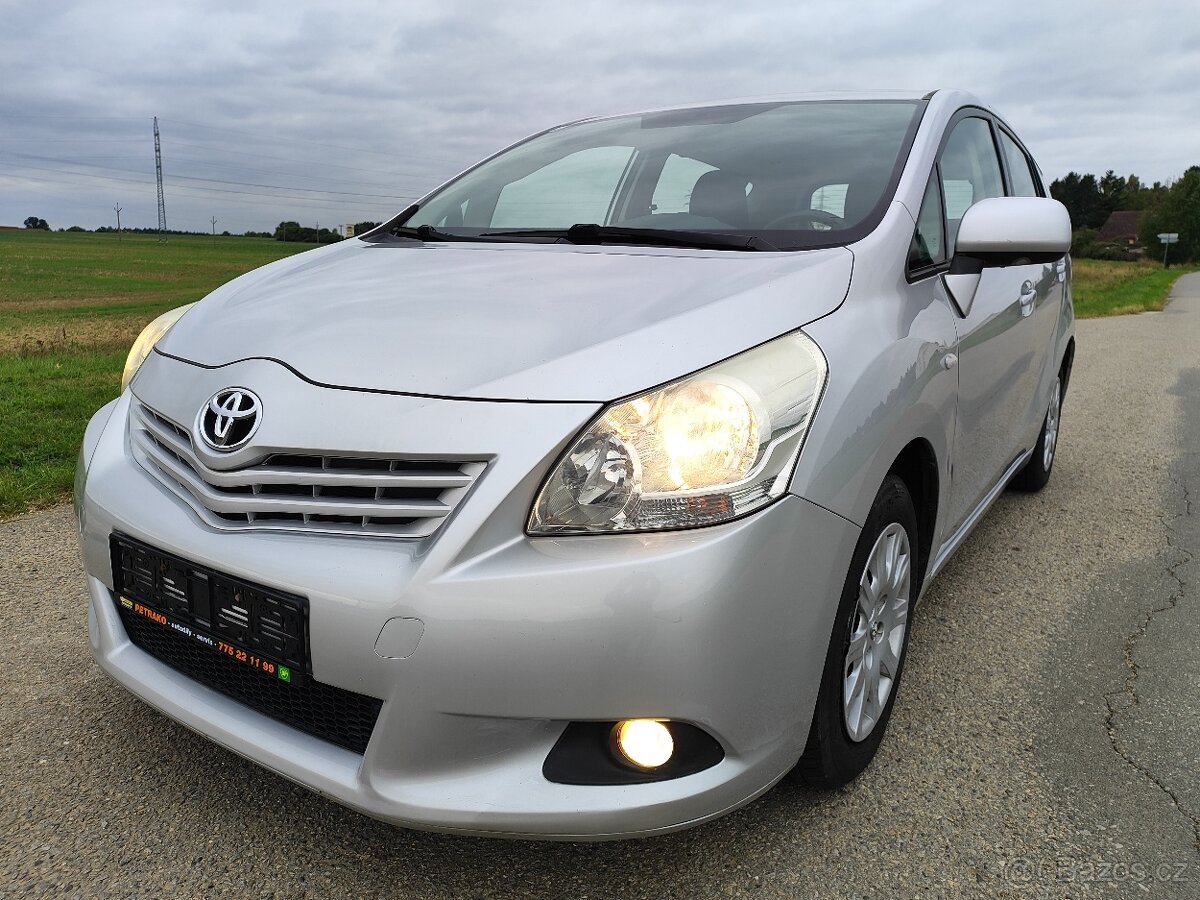 Toyota Verso 1.6 / / benzín - 3