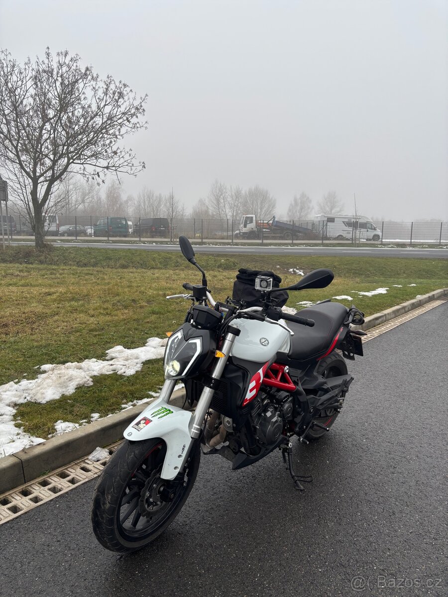 Benelli 302s ABS - 3