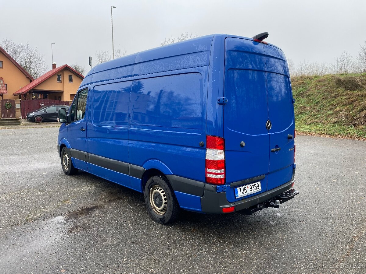 Mercedes Benz Sprinter 319 V6 - 3