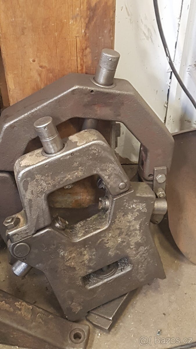 TOS SN 50C/1500 - soustruh hrotový - 3