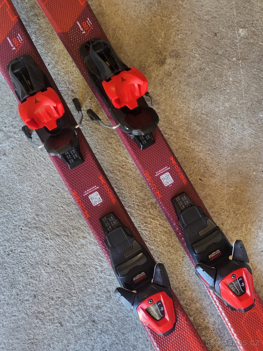 JUNIOR CARV. LYŽE ATOMIC REDSTER J2 - 130CM - 3