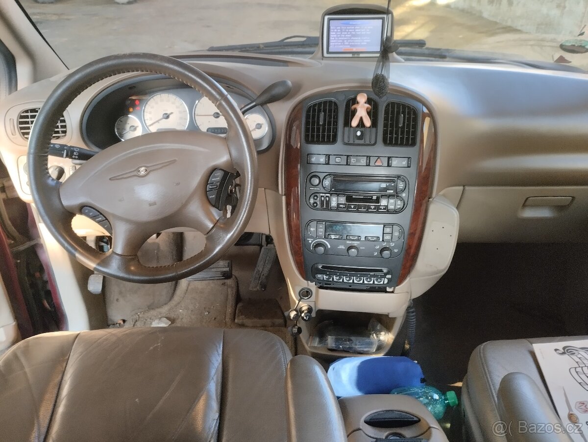 Chrysler grand Voyager 3.3 .128kw..AWD - 3
