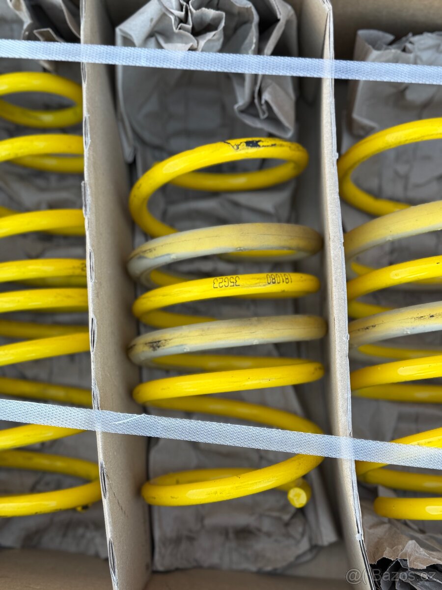 ST pružiny na Golf 7.5 R 4 motion - 3