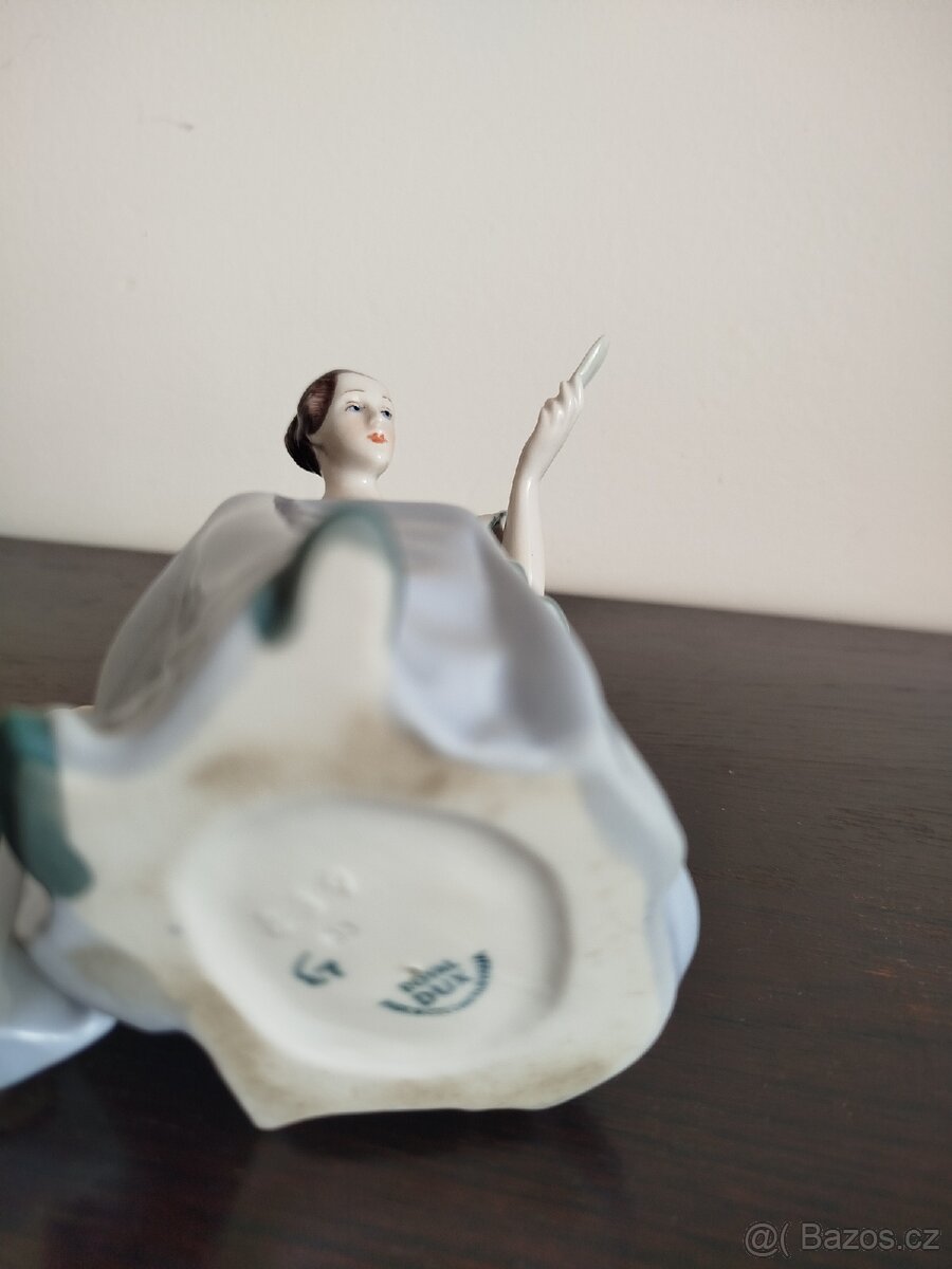 Porcelánová soška - 3