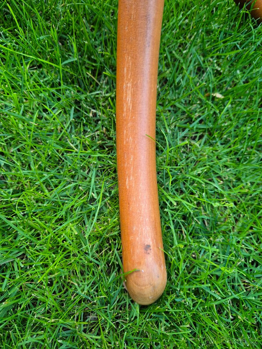 Věšák dřevěný - 3