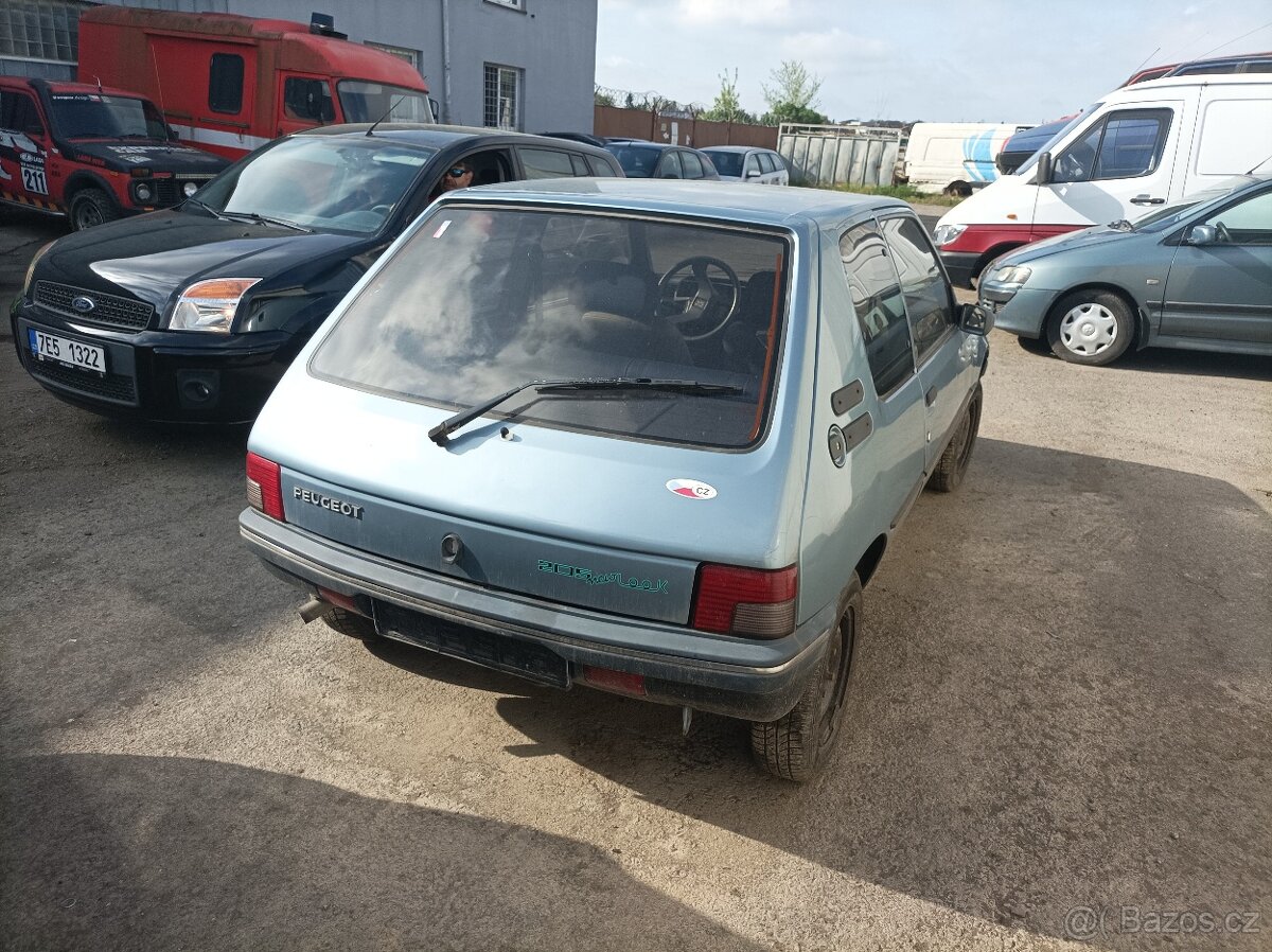 Peugeot 205 1.1 - 3