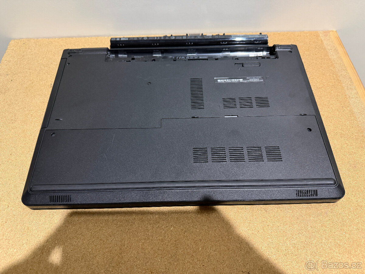 Dell Inspiron 5566 - i3 7gen, 15,6" dotyk.lcd, super bat. - 3