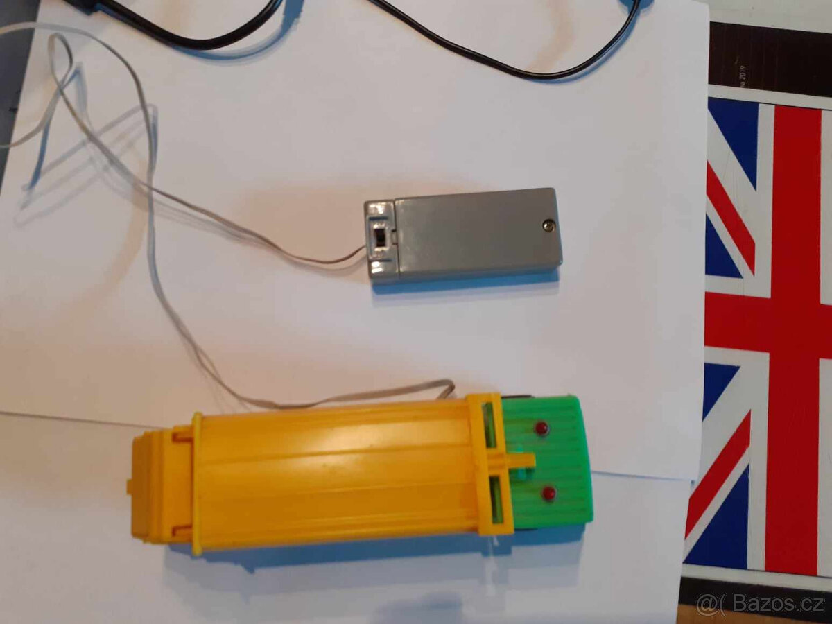 Autíčko popelář - 3