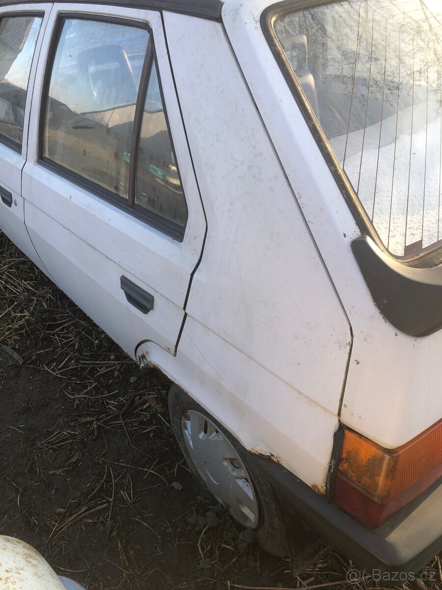 Škoda favorit - 3