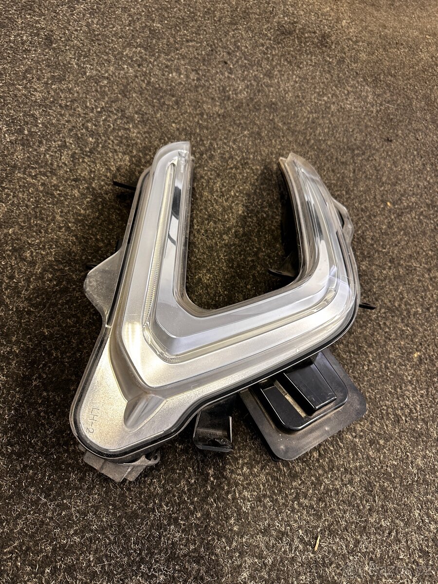 Renault Captur denní svícení levé - 3