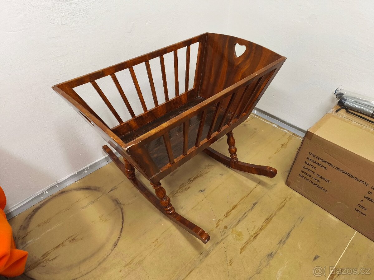 Kolíbka, dřevěná - 3