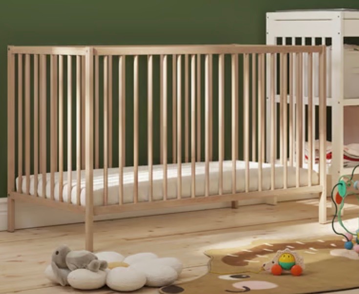 Dětská dřevěná postýlka IKEA - 3
