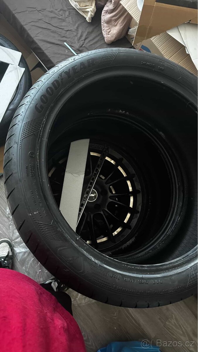 Pneumatiky 245/40/19 - 3