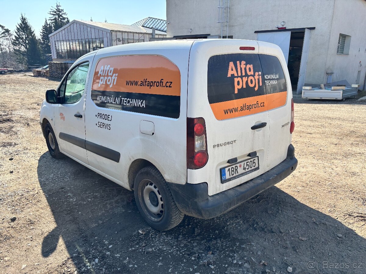 Peugeot partner 1.6 hdi 73kW r.v2017 - 3