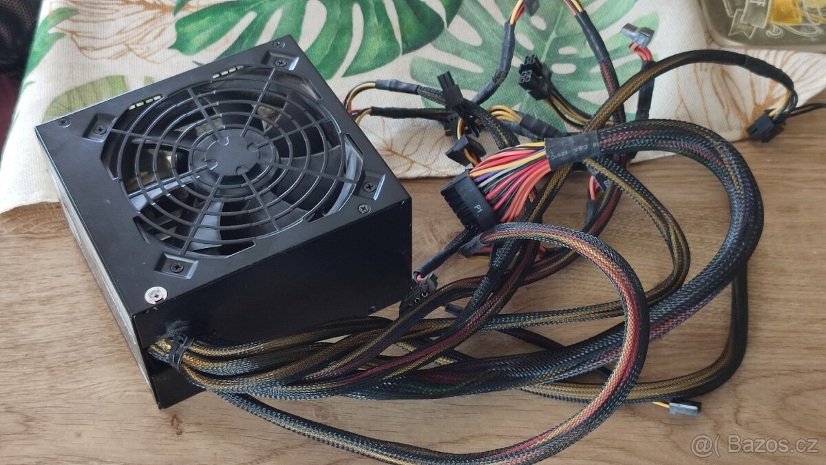 PC zdroj Cooler Master 650 W - 3