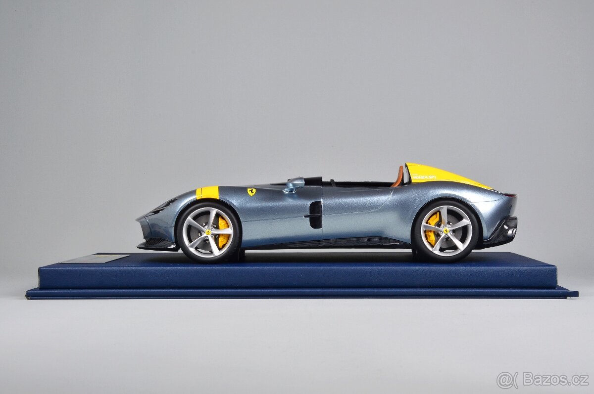 Ferrari Monza SP1 + vitrína 1:18 - 3